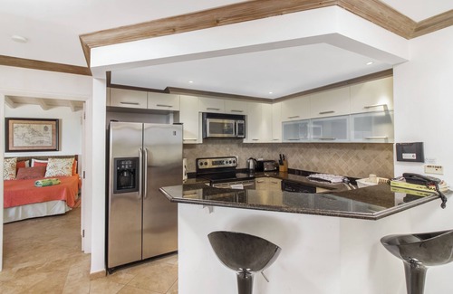 St. Lawrence Gap Apartment | Xmas now available. 403 Terraces, St Lawrence Gap, just steps from Dover Beach
