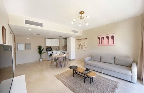El Gouna Apartment | Xuru Stays I Homestyle & Summery 1bdr@ Mangroovy Free Beach Pool