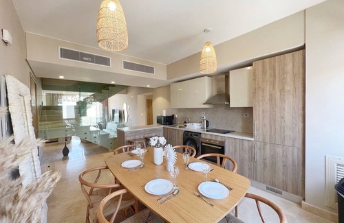 El Gouna Apartment | Xuru Stays I Homestyle & Summery 1bdr@ Mangroovy Free Beach Pool