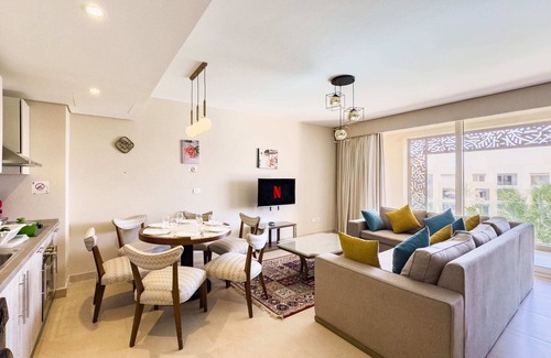 El Gouna Apartment | Xuru Stays I Modish & Magnific 2bdr @ Mangroovy Pool & Beach Access