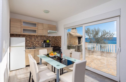 Celina House | XXL PRIVATE BEACH VILLA