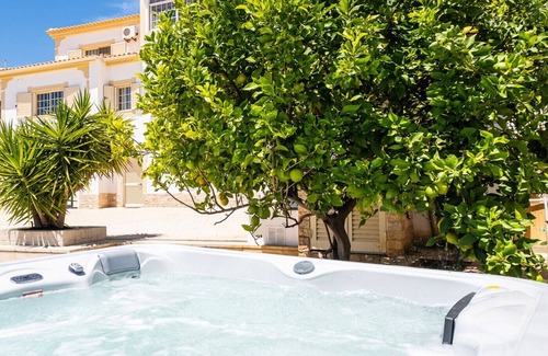 Albufeira Villa | XXL villa w/heatable pool & XL jacuzzi