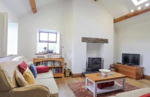 Holyhead House | Y Beudy