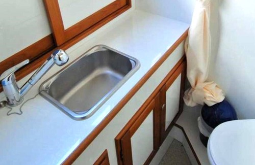 Oberhavel Boat Rental | Yacht Pedro Skiron 35 for 4 people.