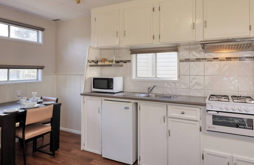 Yarrawonga Cabin | Yarrawonga Riverlands Tourist Park