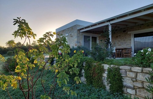 Kamilari Villa | Yasemi Comfortable holiday residence