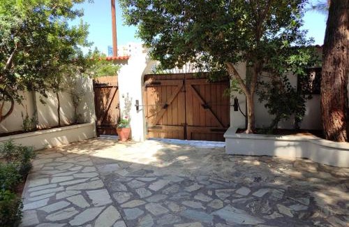 Loutraki Apartment | YaSou Summer House