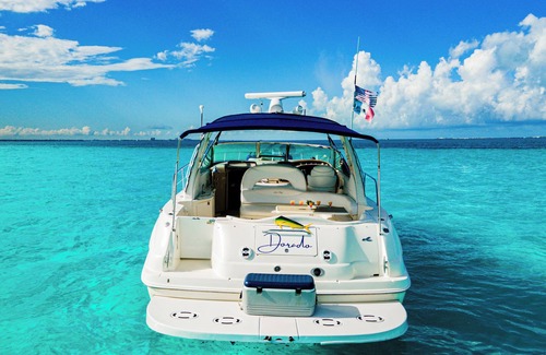 Zona Hotelera Boat Rental | Yate Privado Para Tour en Isla Mujeres, Bebidas-snorkel Incluidos