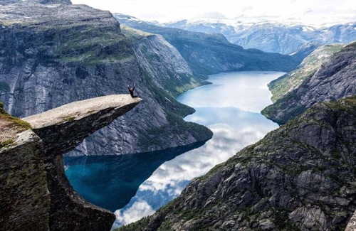 Roldal Apartment | Year-Round Escape – Ski, Hike & Explore Near Trolltunga & Fjords!