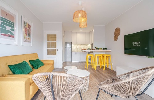 Darque Apartment | Yellow Breeze Apartament