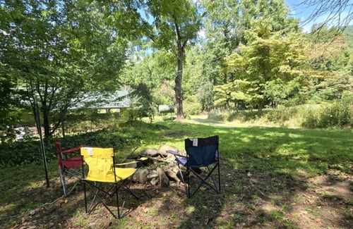 Robbinsville House | Yellow Creek Cabin: Robbinsville
