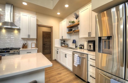 Red Lodge Apartment | Yellowstone Yonder Red Lodge