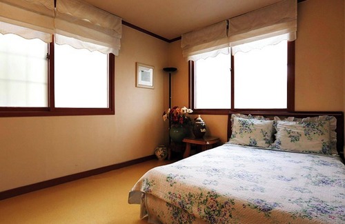Yeoju House | Yeoju White House Pension