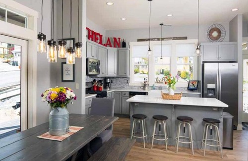 Chelan House | You Had Me At Merlot #88
