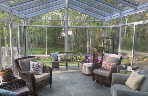 Hampton House | You may just want to move in! #amazingTreeHouse