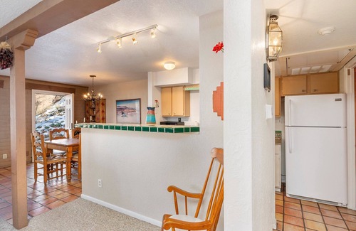 Northeast Santa Fe Hotel | Your 2-Story Home Away From Home: Fort Marcy #60