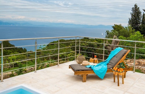 Antipaxos Villa | Your Antipaxos sanctuary with private pool.
