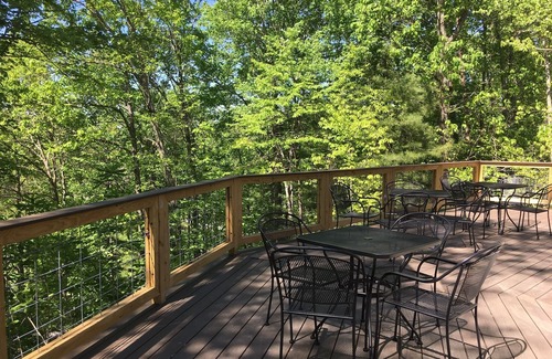 Rogers Ski Chalet | Your cabin search ends HERE. Everything your group needs for its RRG vacation.
