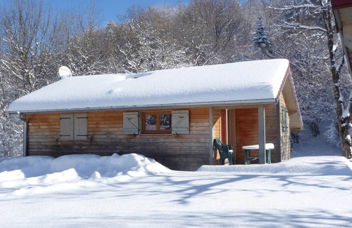 Bonlieu Ski Chalet | Your chalet 1500m from the waterfalls