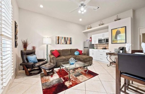 Paradise Valley Village Cottage | Your Cozy Place, Pool Work & Play, Scottsdale, Near Mayo Clinic