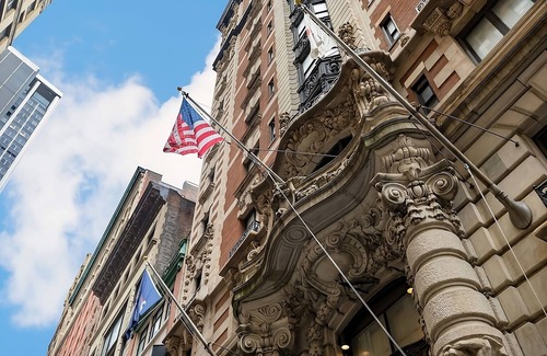 Koreatown Hotel | Your Home Away From Home! Pet-friendly Property, Near The High Line
