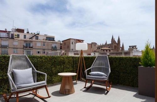 Sant Nicolau House | Your Home Away From Home! Convenient Suite with Spectacular View