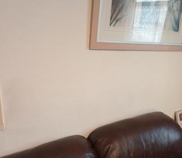 Barking House | Your Home Away From Home 4 Mins From Barking Station