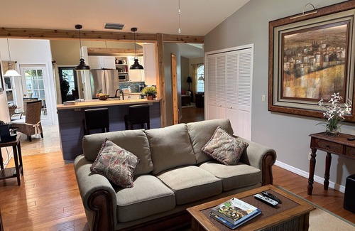 Palm River Estates House | Your Home Away from Home 3+2+Den nGreat deal, excellent reviews