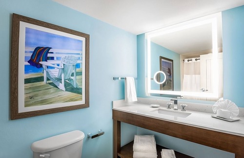 Osage Beach Hotel | Your Home Away From Home! 2 Convenient Units, Pool, Free Parking