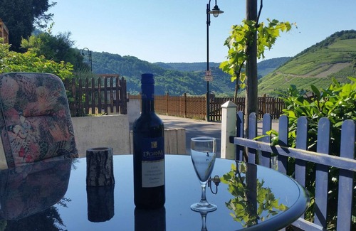 Rech Apartment | Your home in Rech in the Ahr valley. The entrance to the red wine trail and Ahrsteig.