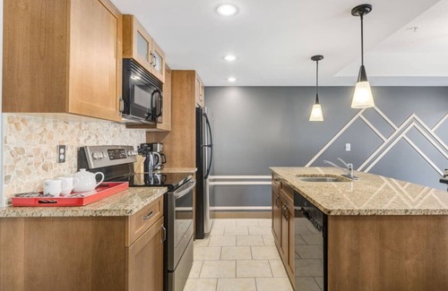 Dead Man's Flats Apartment | Your Lovely 3BR/2BA Condo at the Edge of Canmore
