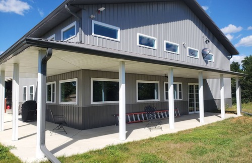 Sunnyland House | Your next Barndominium Vacation