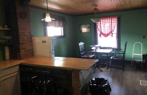 Derrick City House | Your Own Home- Pet Friendly
