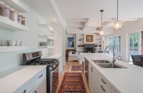 Chester House | Your own private lake house, complete with your own beach & toys