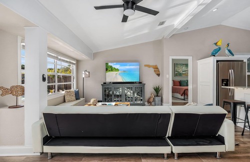 Bonita Springs House | "Your own private oasis" 10 minutes by car from the beach.