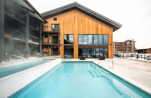 Teton Village Hotel | Your Perfect Jackson Hole Escape: Loft with King Bed & Sofa Sleeper