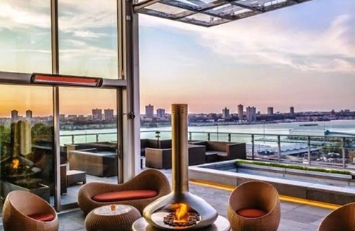 Hell's Kitchen Hotel | Your Relaxing Getaway Awaits! Parking, Pets Allowed Near Empire State Building!