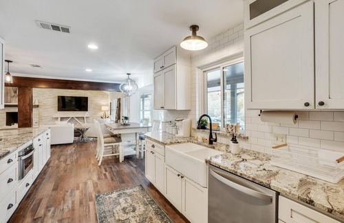 Roanoke House | Your Rustic Retreat w Backyard Oasis, Pool, Patio