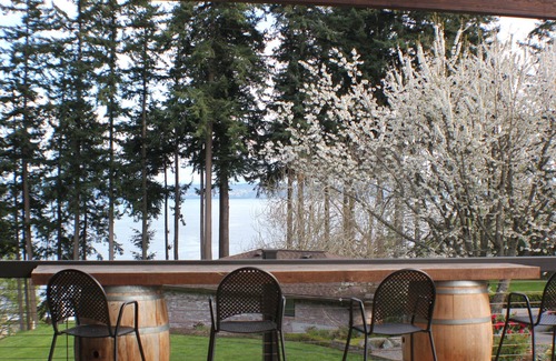 Langley Bed & Breakfast | Your Tranquil Island Getaway Starts at COMFORTS OF WHIDBEY Winery and B&B