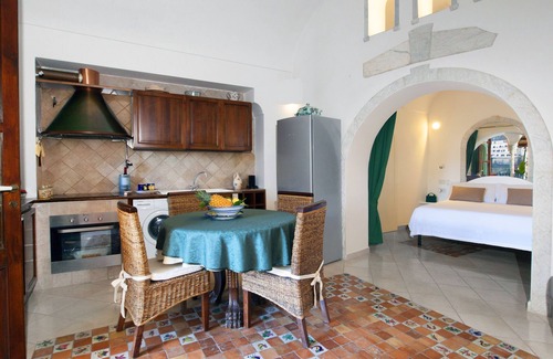 Liparlati Apartment | YourHome - Alcova Apartment Positano
