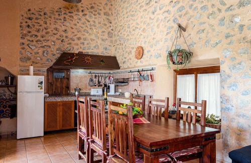 Inca Villa | YourHouse Ermita quiet villa with private pool