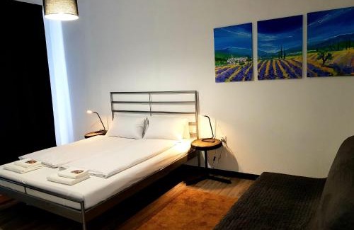 West Berlin Centre Apartment | YourSweetHome