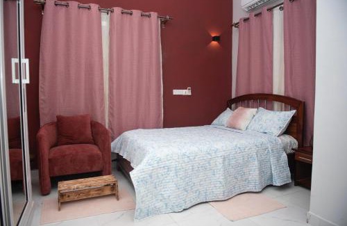 Lome Villa | YOYO'S hOME SWEET HOME
