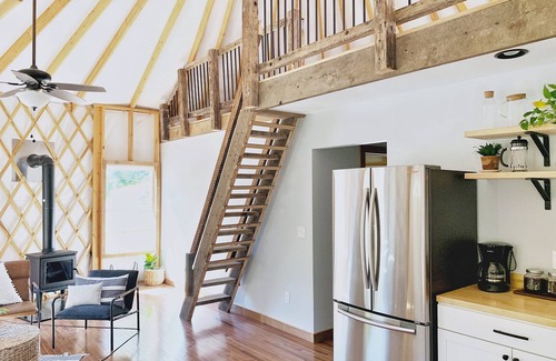 Lexington House | Yurt at Stillhouse Farm *Wifi *Creek *Private *Less than 5 miles from VMI + W&L