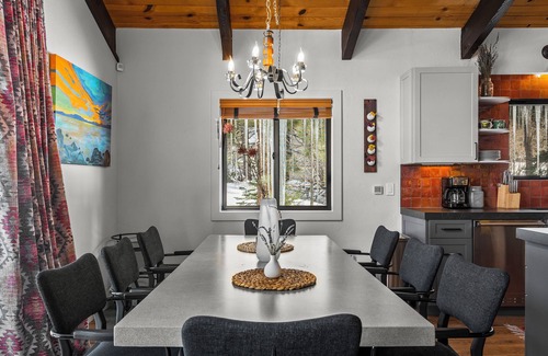 Incline Village House | Zaffiro - Cozy cabin retreat | Near Lake Tahoe