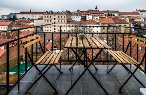 Donji Grad Apartment | Zagreb by Heart