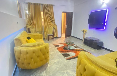 Ofin Apartment | zarmmak