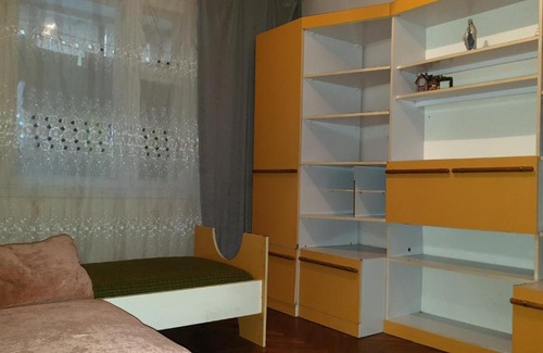 Pozniaky Apartment | Zdolbunovskaia 11