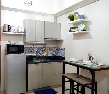 Legazpi Village Apartment | Zeke a Zac Suite - The Beacon Makati