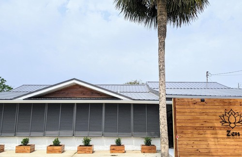 Kiska Beach House | Zen Retreat w/Hot Tub & Private Pool - Near Beach!